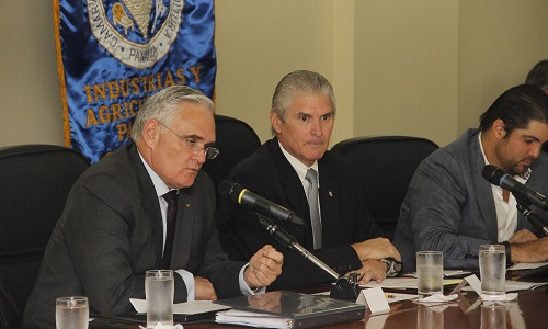 Junta Directiva CCIAP recibe a administrador de la ACP