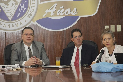 Subcomisiones de salud reciben información sobre el RTCA