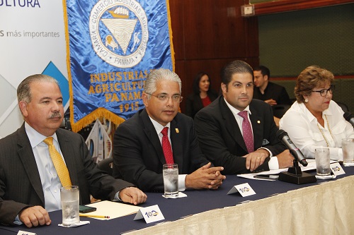 CCIAP recibe en cortesía de sala al Alcalde de ciudad capital