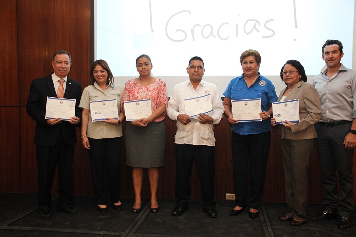 Cámara de Comercio, Industrias y Agricultura de Panamá reconoce labor de sus colaboradores