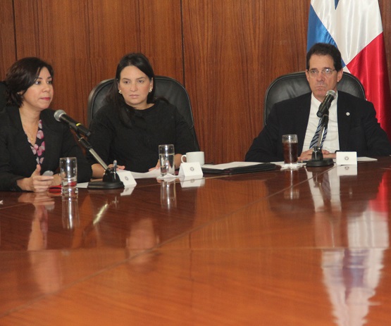 La Cámara de Comercio, Industrias y Agricultura de Panamá celebra el segundo conversatorio diplomático empresarial