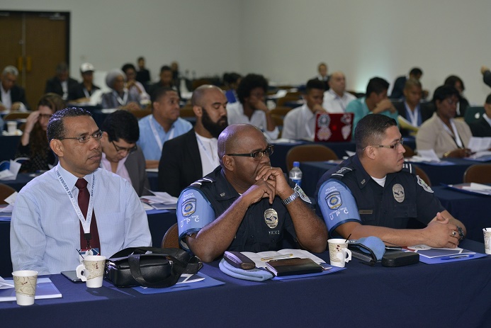 Expositores locales e internacionales debaten “Hacia Ciudades Más Seguras de 2017”