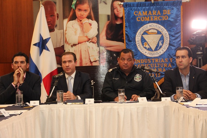 Cámara de Comercio, Industrias y Agricultura de Panamá recibe al director de la Policía Nacional