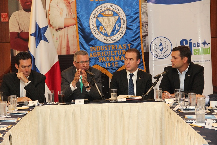 Cámara de Comercio, Industrias y Agricultura de Panamá recibe al director de la CSS