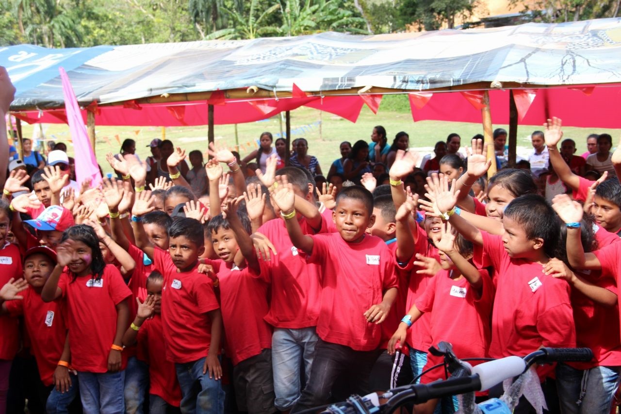 Niños y madres de Toabré reciben un “Día Inolvidable”
