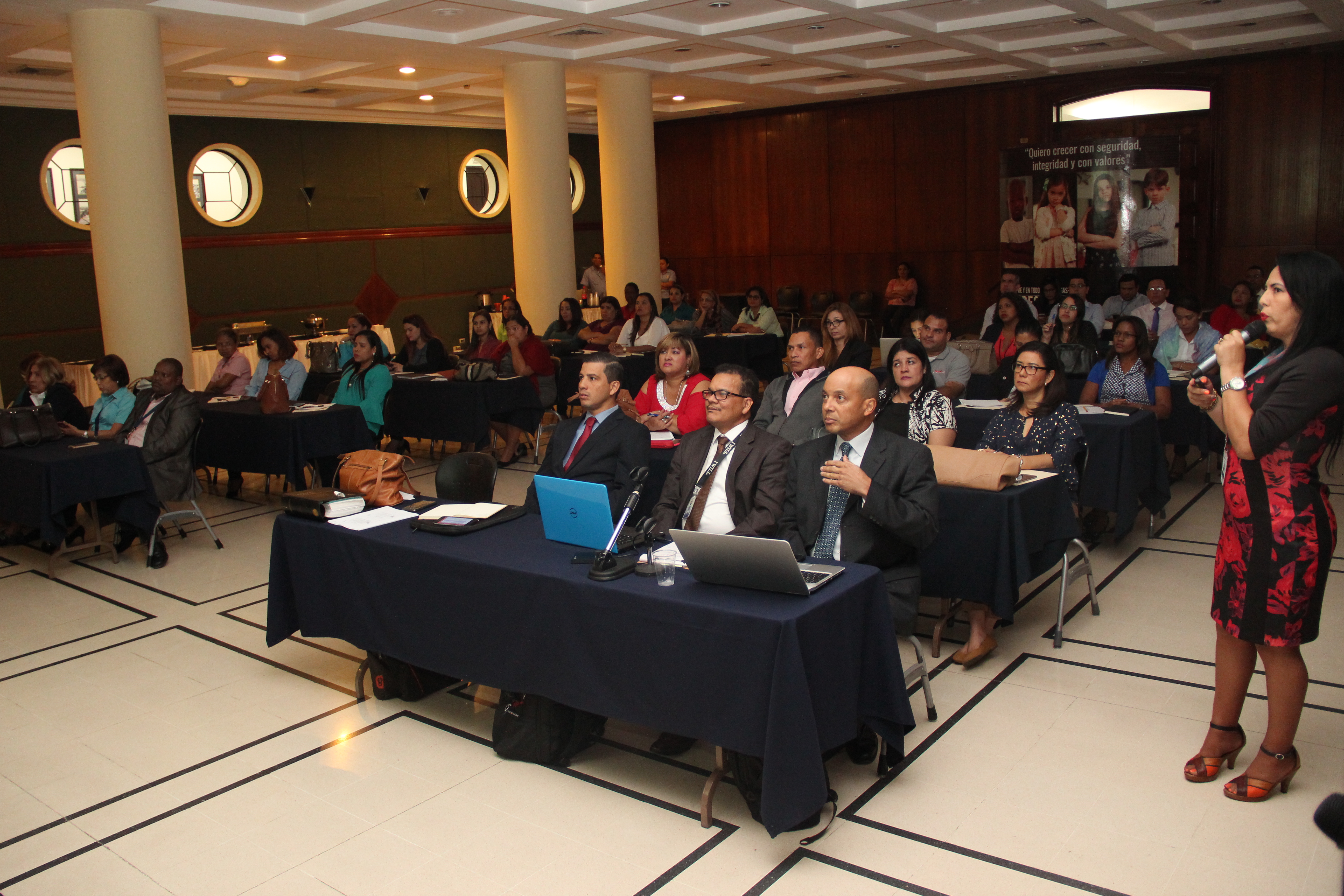 Realizan seminario sobre el sistema tributario e-Tax 2.0