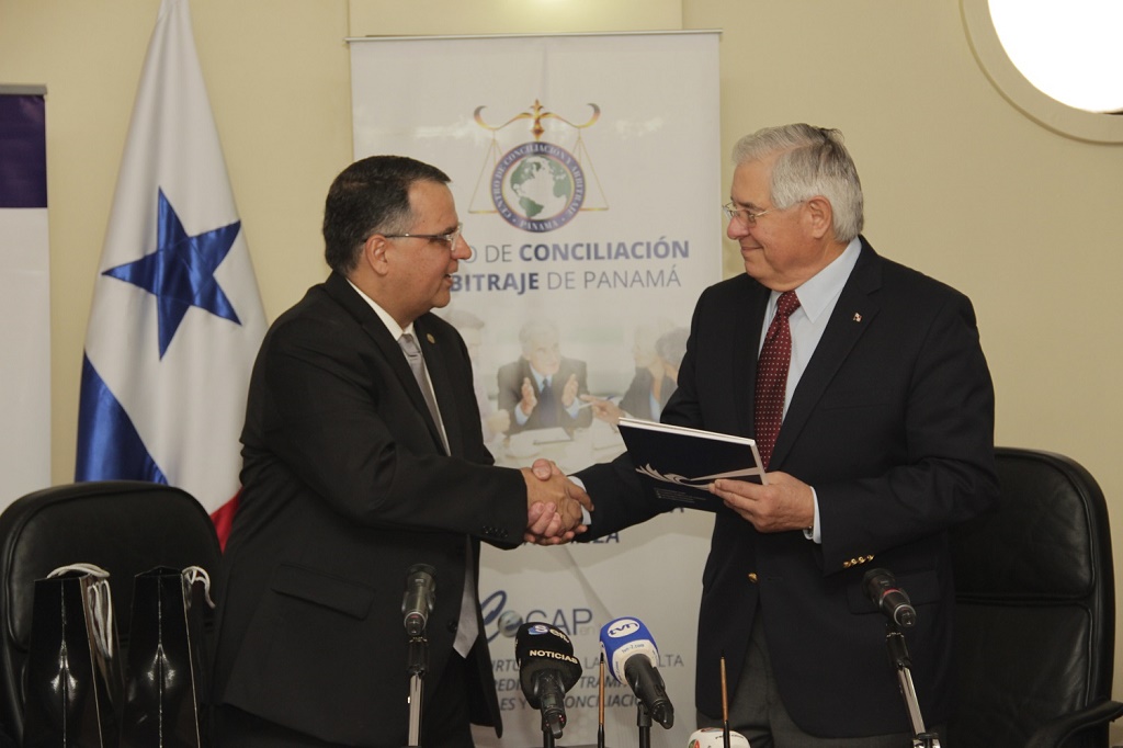 COP y CECAP firman convenio de colaboración para implementar el Tribunal de Arbitraje Deportivo en Panamá (TADPAN)