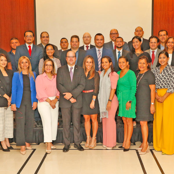 CCIAP juramenta nuevas empresas a su membresía