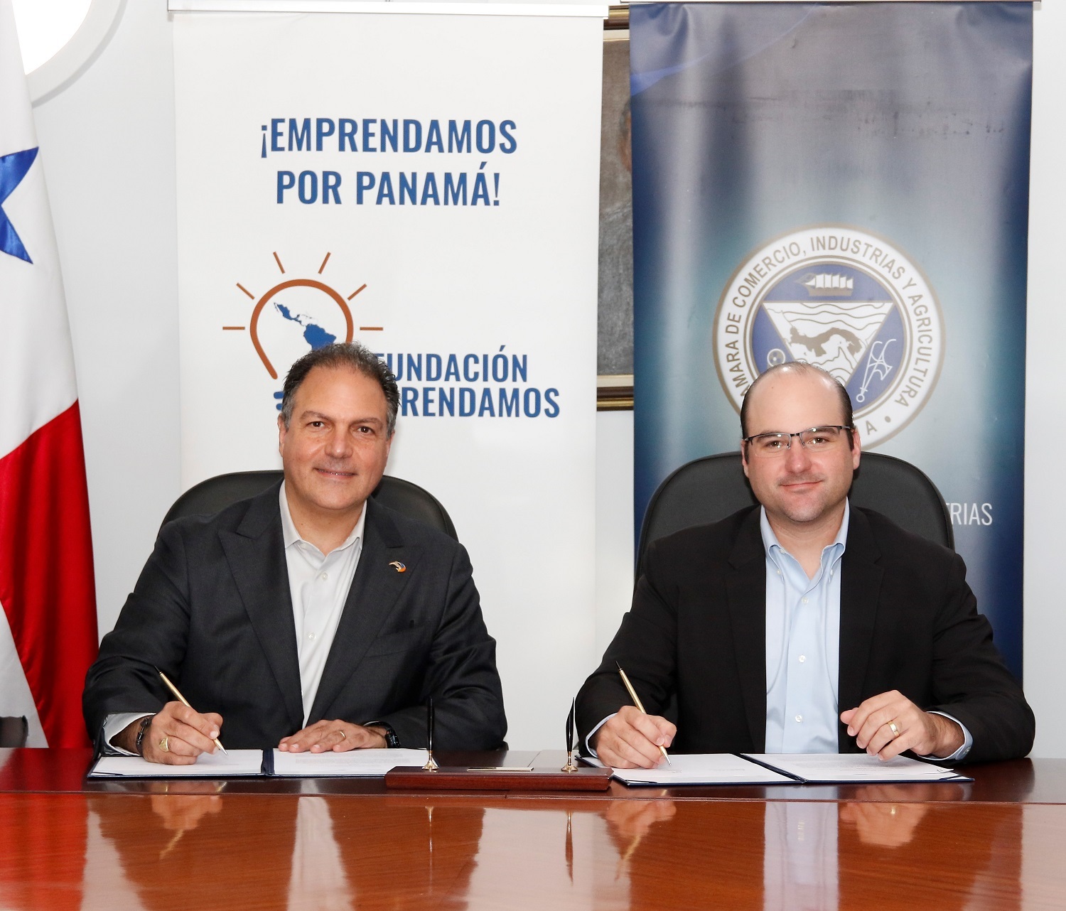 Firman alianza para fomentar la Cultura Empresarial y de Emprendimiento