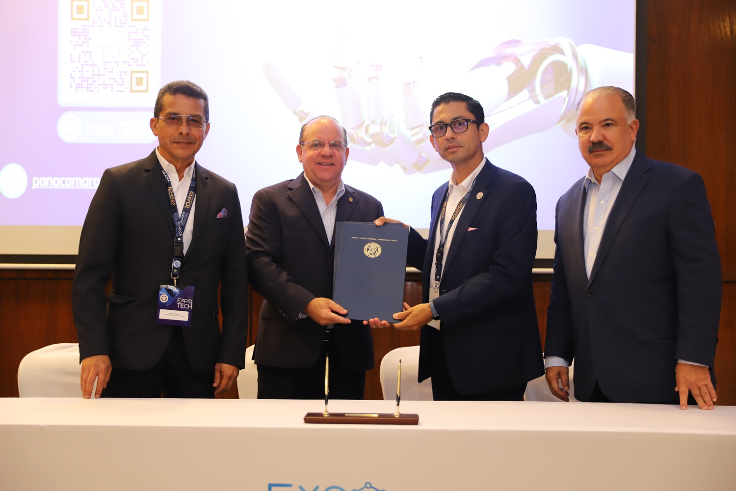 CCIAP y COLADCA firman alianza estratégica para desarrollar EXPO TECH 2025