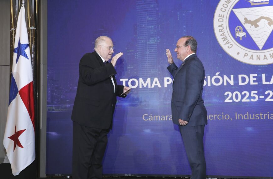 Toma de Posesión Juan Arias