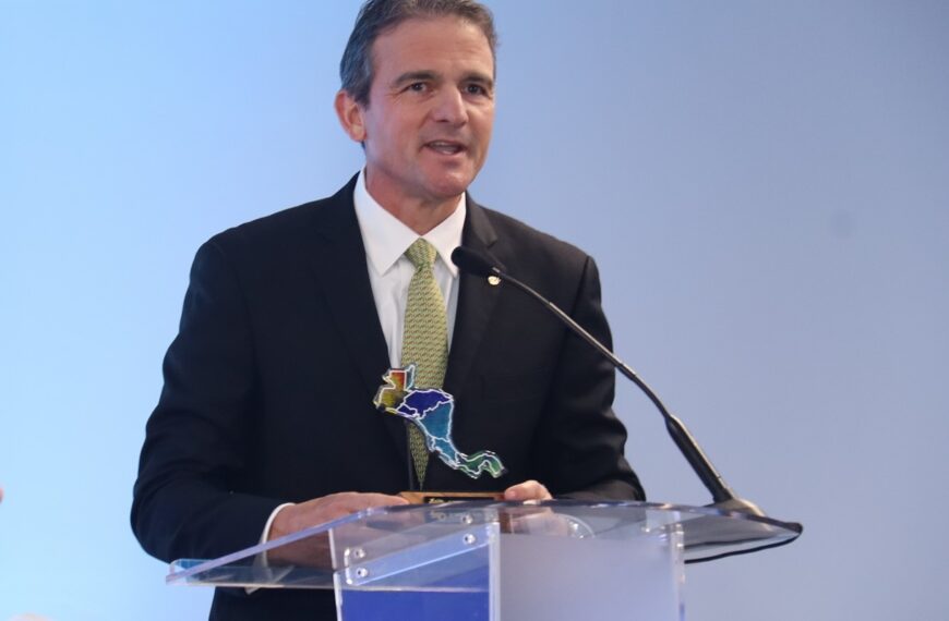 Raul Delvalle