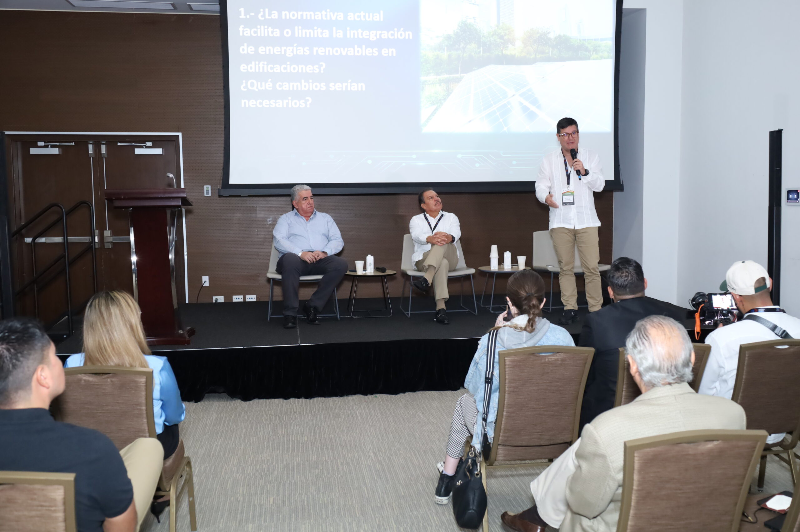EXPO ELÉCTRICA INTERNACIONAL PANAMÁ Y SUS CONFERENCIAS ELEVAN LAS COMPETENCIAS DEL SECTOR