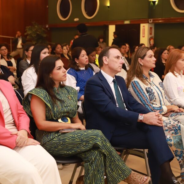 IPG presenta el primer estudio sobre la participación de mujeres en cargos ejecutivos en Panamá