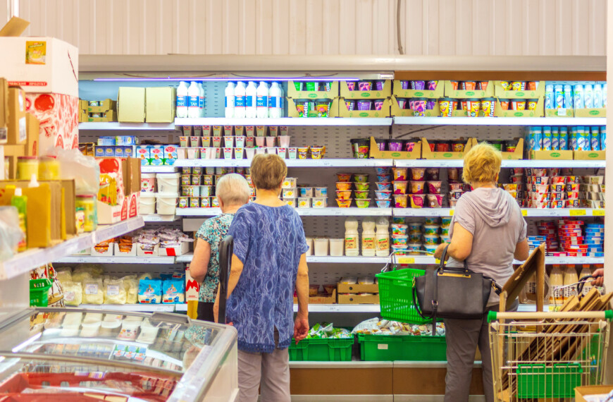 Diálogo entre Gobierno y sector privado para impulsar más competencia, oferta y mejores precios sin controles de precios.